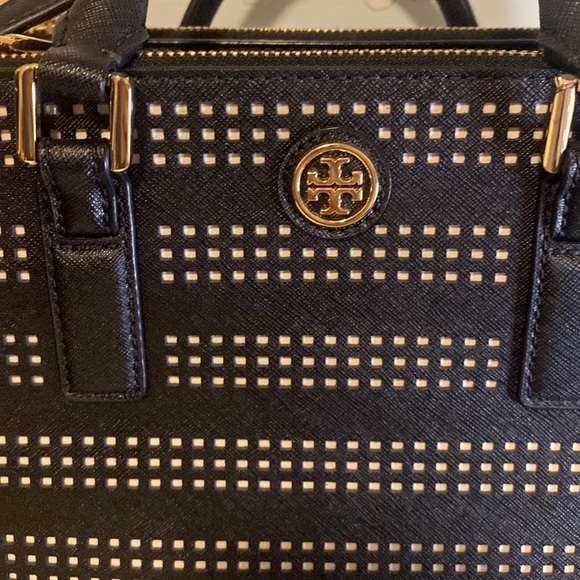 Tory Burch Robinson Perforated Micro Double Zip Tote Black-Birch with wallet - Picture 7 of 11